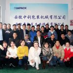 आम्ही सुट्टीवरून परतलो आहोत.