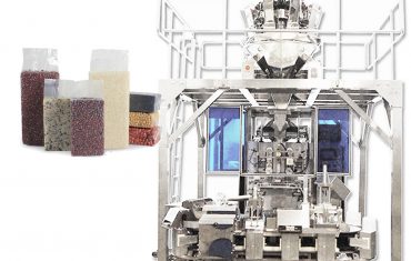 धान्यासाठी स्वयंचलित वीट प्रकार व्हॅक्यूम बॅग फॉर्मिंग फिलिंग पॅकेजिंग मशीन